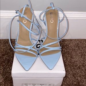 NWT Ego Official Pastel Blue heels